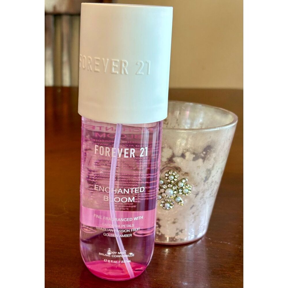 FOREVER 21 - NWT - Enchanted Bloom Body Mist, 8 fl. oz. Fruity & Floral